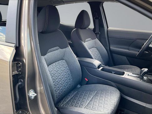 New 2026 Nissan Kicks SV FWD image 9