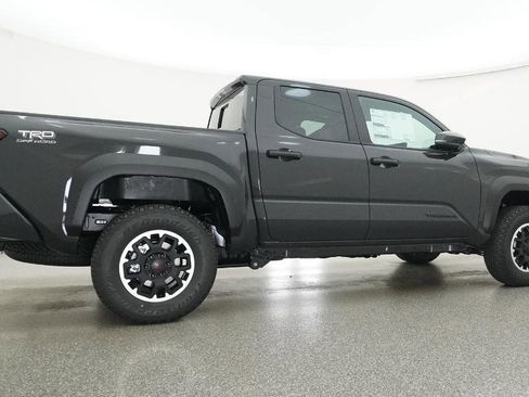 New 2026 Toyota Tacoma TRD Off-Road AWD/4WD image 29