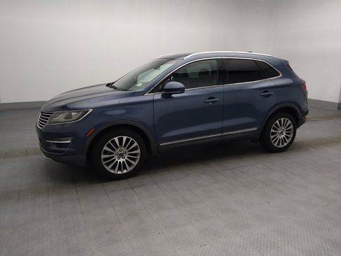 Used 2018 Lincoln MKC Reserve FWD image 2