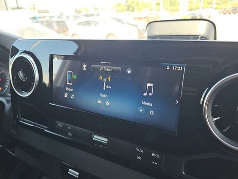 New 2025 Mercedes-Benz Sprinter 2500 image 19