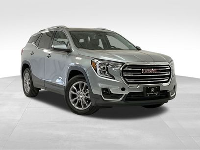 Used 2024 GMC Terrain SLT
