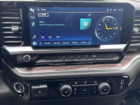 Used 2024 Chevrolet Silverado 2500 LT image 30