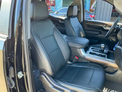 Used 2024 Chevrolet Silverado 1500 RST image 17