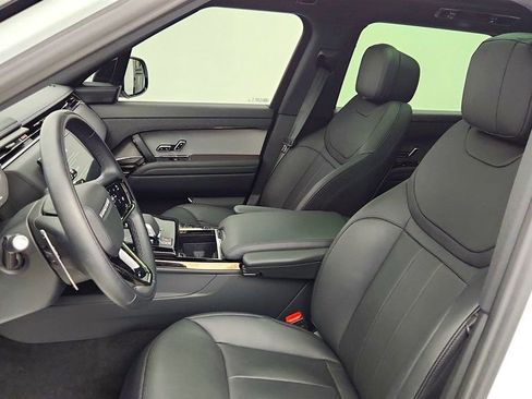 Used 2025 Land Rover Range Rover Sport Dynamic SE AWD/4WD image 21