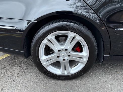 Used 2006 Mercedes-Benz E 350 4MATIC Sedan image 33