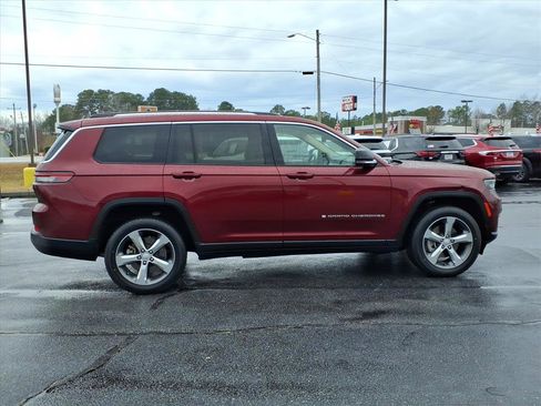 Used 2021 Jeep Grand Cherokee L Limited w/ Luxury Tech Group II image 19