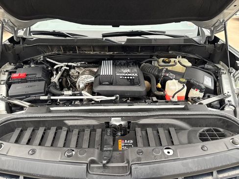 Used 2020 Chevrolet Silverado 1500 LT w/ All-Star Edition image 29