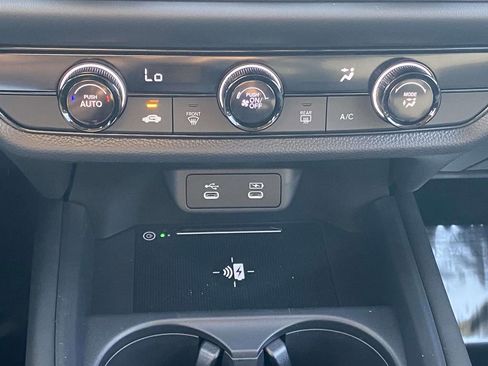 New 2026 Honda HR-V LX image 25