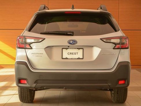 Used 2023 Subaru Outback Premium image 7