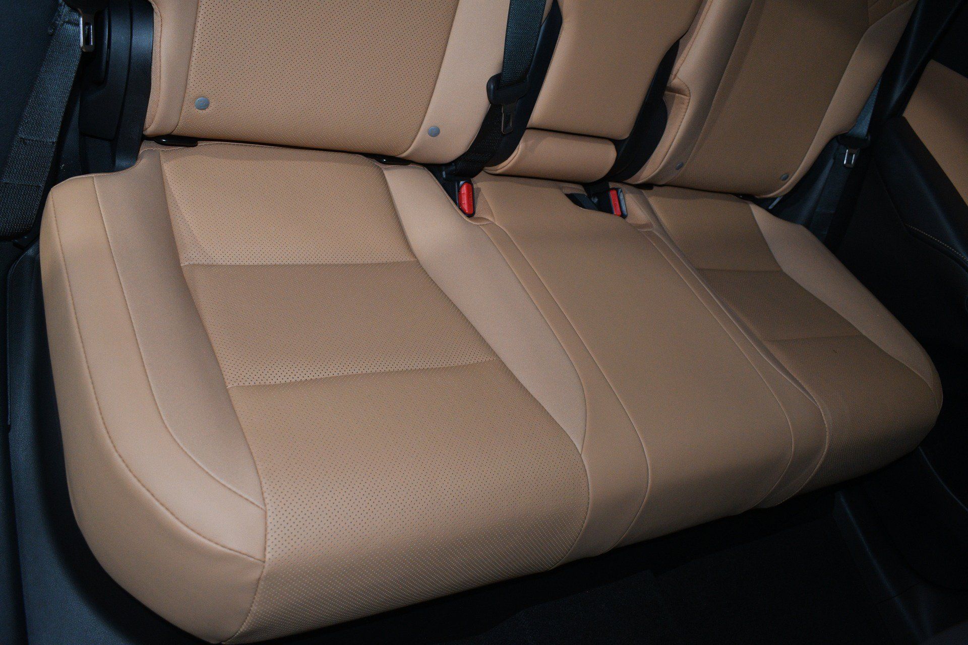 Used 2025 Lexus RX 350 Premium w/ Convenience Package FWD image 20