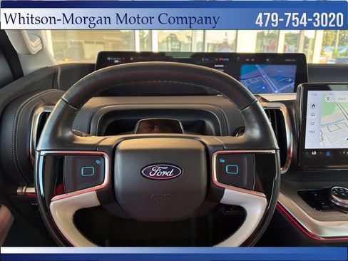 Used 2025 Ford Expedition Platinum w/ Driver's Package AWD/4WD image 20