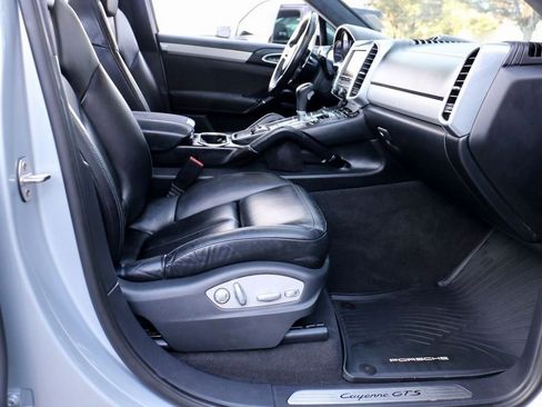 Used 2016 Porsche Cayenne GTS image 37
