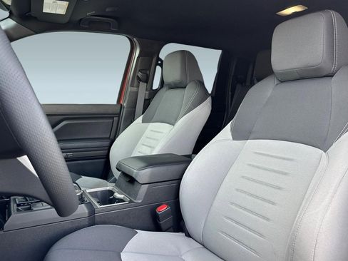 Certified 2025 Toyota Tacoma TRD Sport w/ TRD Sport Upgrade Package image 25