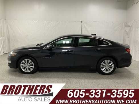 Used 2023 Chevrolet Malibu LT image 1