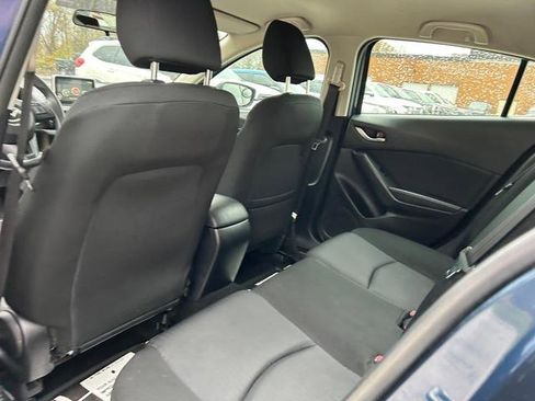 Used 2015 MAZDA MAZDA3 i Sport image 14