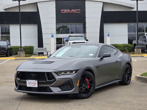 Used 2024 Ford Mustang GT Premium image 1