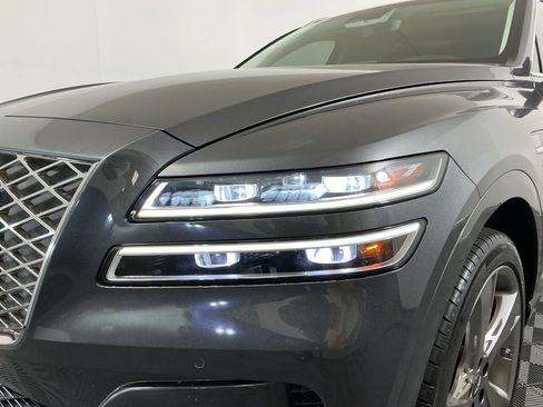 Used 2023 Genesis GV80 2.5T w/ Prestige Package image 9