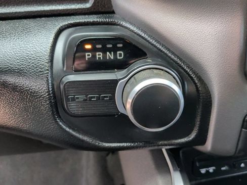 Used 2019 RAM 1500 Big Horn RWD image 28