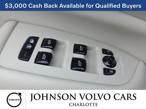 New 2026 Volvo XC90 B6 Ultra w/ Protection Package image 32