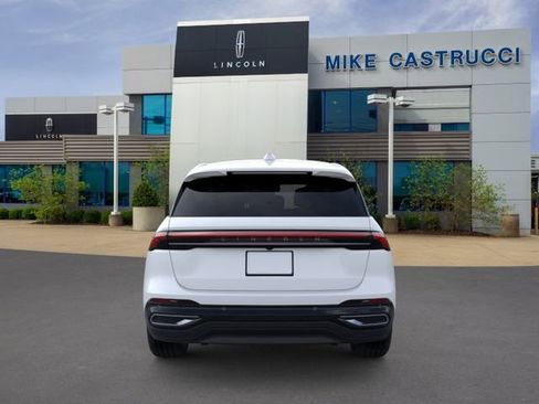 New 2026 Lincoln Nautilus Premier AWD/4WD image 6