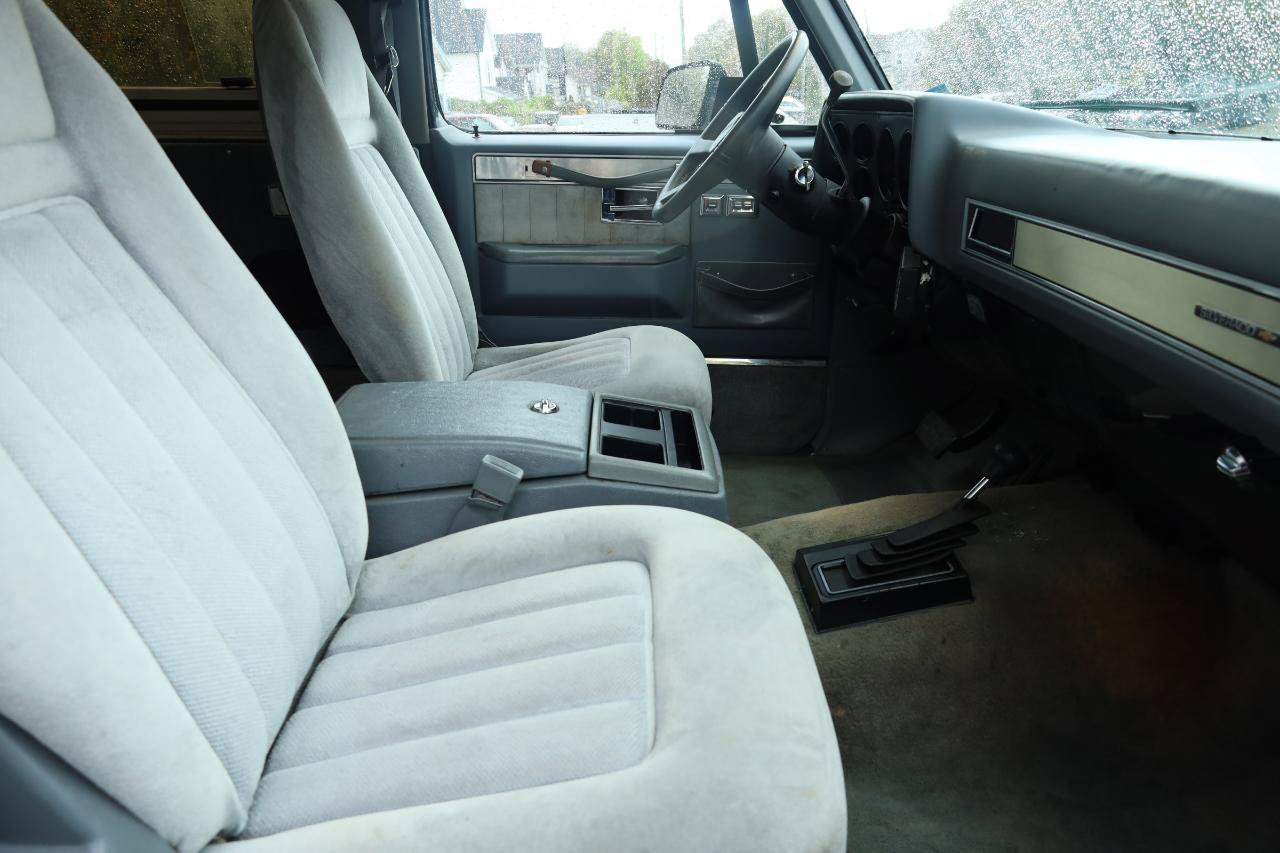 Used 1990 Chevrolet Blazer 4WD image 7
