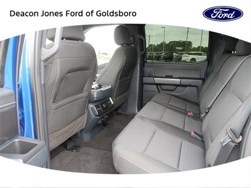 Certified 2022 Ford F150 XLT w/ Equipment Group 302A High image 15