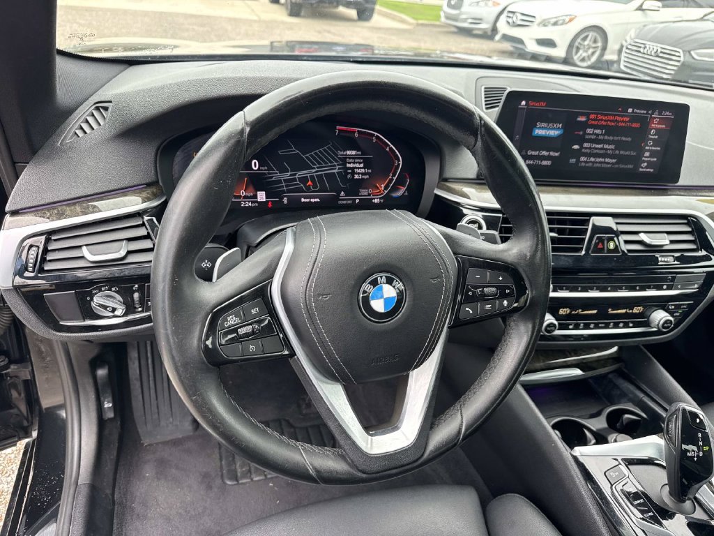 Used 2020 BMW 530i w/ Premium Package RWD image 23