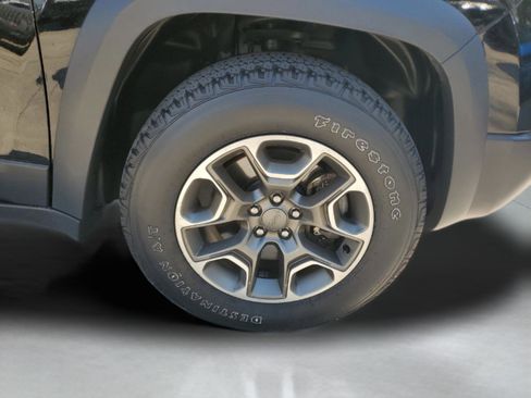 Used 2020 Jeep Cherokee Trailhawk w/ Cold Weather Group image 63