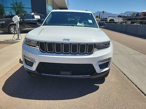 Used 2024 Jeep Grand Cherokee Limited 4xe AWD/4WD image 2