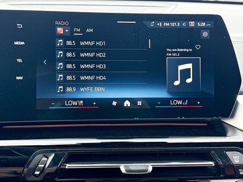 New 2026 BMW X2 xDrive28i w/ Technology Package AWD/4WD image 31