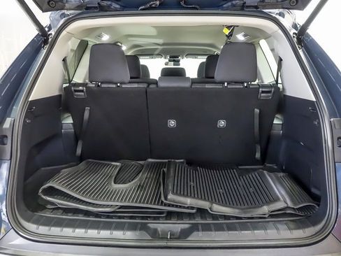 Certified 2025 Toyota Grand Highlander FWD image 22