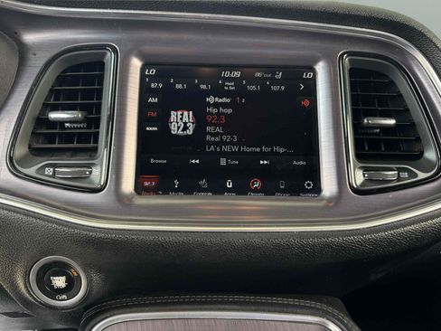 Used 2018 Dodge Challenger SXT Plus RWD image 13