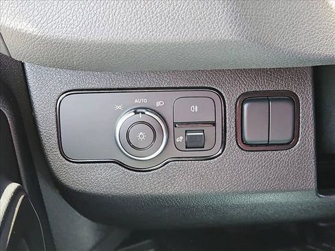 Used 2022 Mercedes-Benz Sprinter 2500 image 16