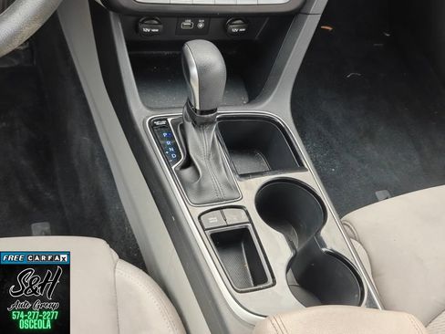Used 2019 Hyundai Sonata SE FWD image 11
