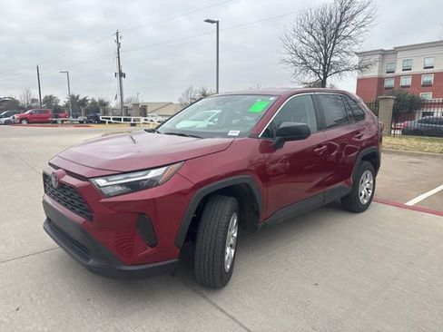Used 2023 Toyota RAV4 LE image 6