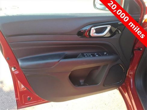 Certified 2022 Jeep Compass Limited image 8