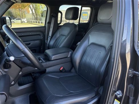 Used 2022 Land Rover Defender 110 X-Dynamic HSE image 28