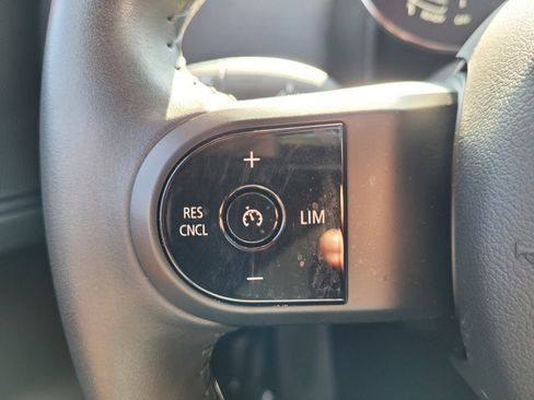 Used 2024 MINI Cooper Countryman image 30