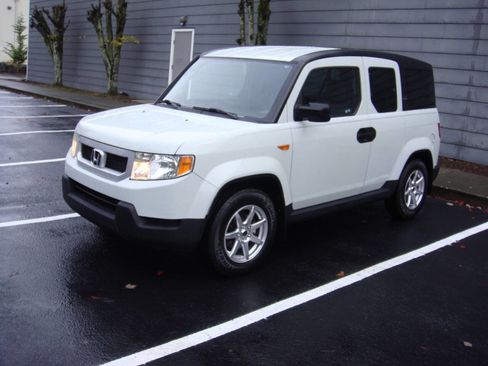Used 2009 Honda Element EX image 2