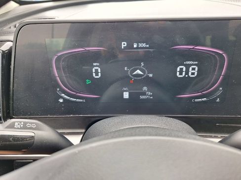 Used 2024 Kia Sportage EX FWD image 14