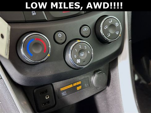 Used 2019 Chevrolet Trax LS w/ Tint and Cruise Package image 17