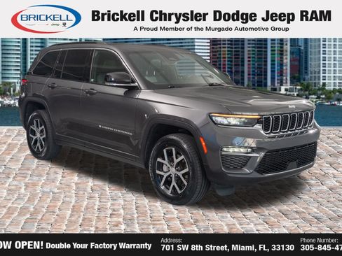Used 2025 Jeep Grand Cherokee Limited AWD/4WD image 2