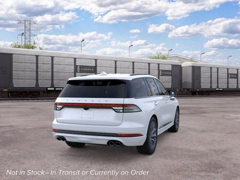 New 2026 Lincoln Aviator AWD image 8