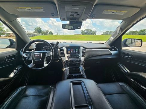 Used 2020 GMC Yukon SLT AWD/4WD image 12