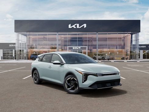 New 2026 Kia K4 EX FWD image 8