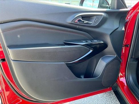 New 2026 Chevrolet Trax RS w/ Driver Confidence Package FWD image 25