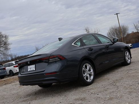 New 2025 Honda Accord LX image 5