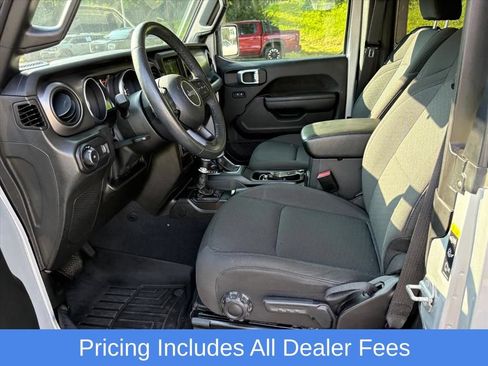 Used 2023 Jeep Wrangler Sport AWD/4WD image 14