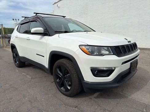 Used 2020 Jeep Compass Latitude image 8