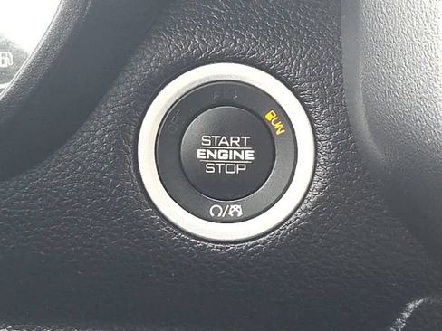 Used 2020 RAM 1500 Laramie w/ Sport Appearance Package AWD/4WD image 41